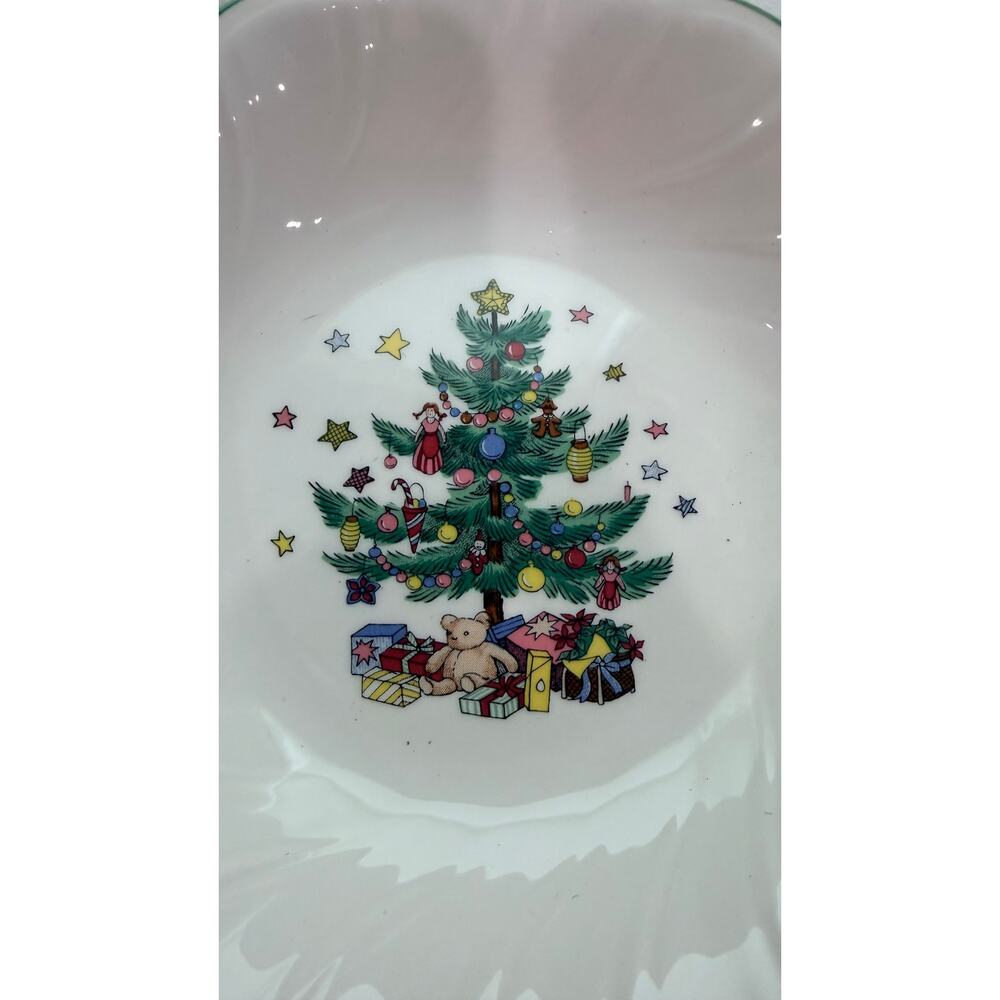 Nikko Happy Holidays Christmas Tree 8” Pasta Bowls Set of 2 Japan Retired - Picture 2 of 4